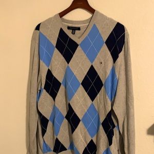 V neck sweater